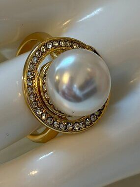 New 18K Gold Plated Pearl Halo Ring | CZ Accents | Size 7 | Elegant Statement
